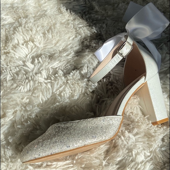 White Rock Glitter Block Heel w/ Back Satin Bow Wedding Shoe Size 6.5 - Picture 16 of 16